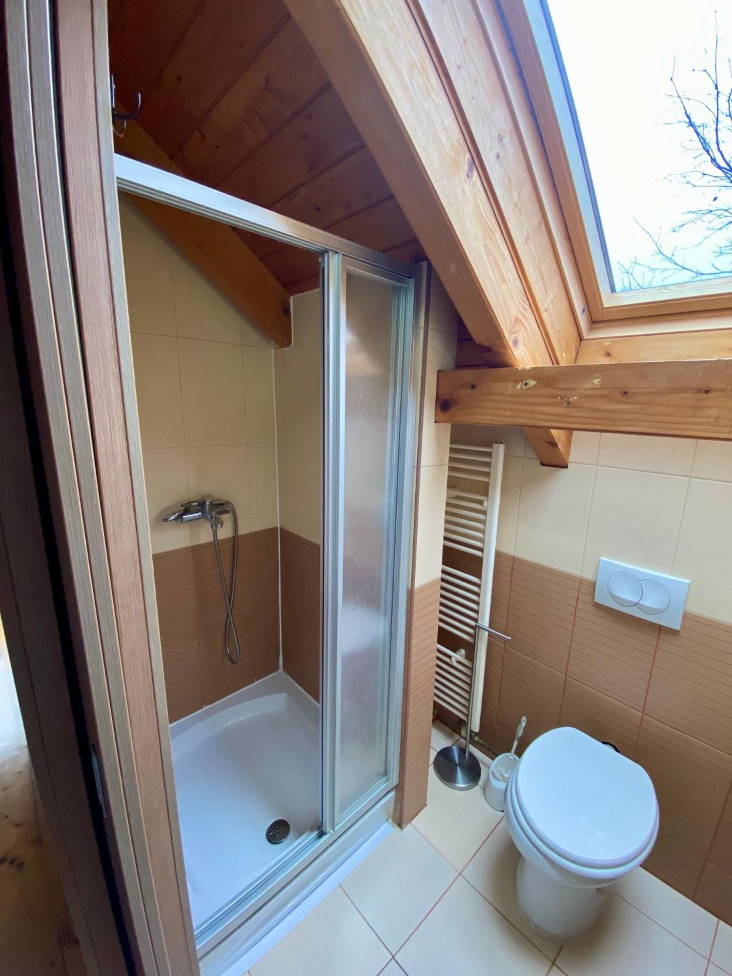 Ecotourism Mreznica Villa Rom bilde